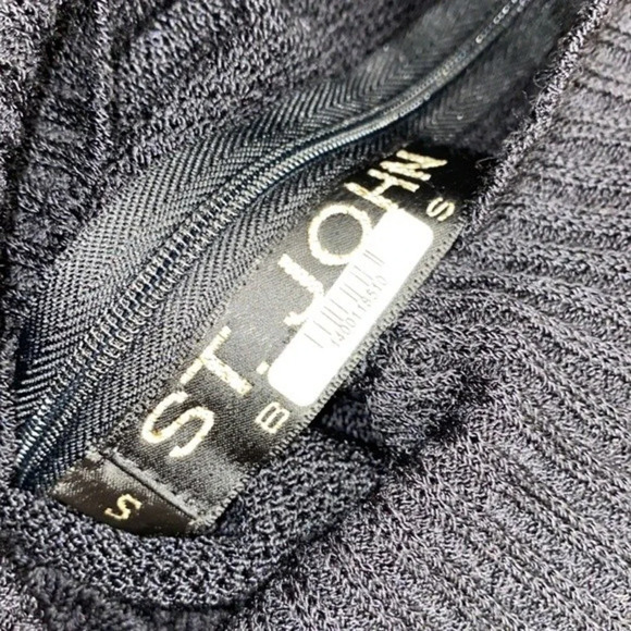 St John black knit sweater size small - Picture 4 of 7